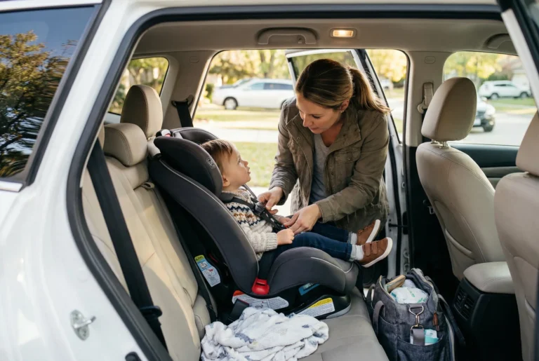 Fotelik samochodowy – przepisy i zalecenia